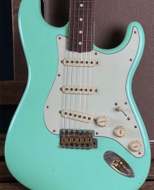 Fender Masterbuilt Yuriy Shishkov 62 Stratocaster Journeyman Relic Surf Green Brazilian Rosewood